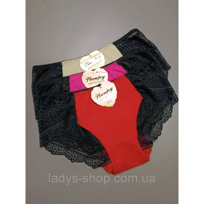 Набір жіночих мереживних трусиків на середній посадці. Розмір 46-48. Набір 3 шт. 48-50 Набір жіночих мереживних трусиків на середній посадці. Розмір 46-48. Набір 3 шт. 48-50