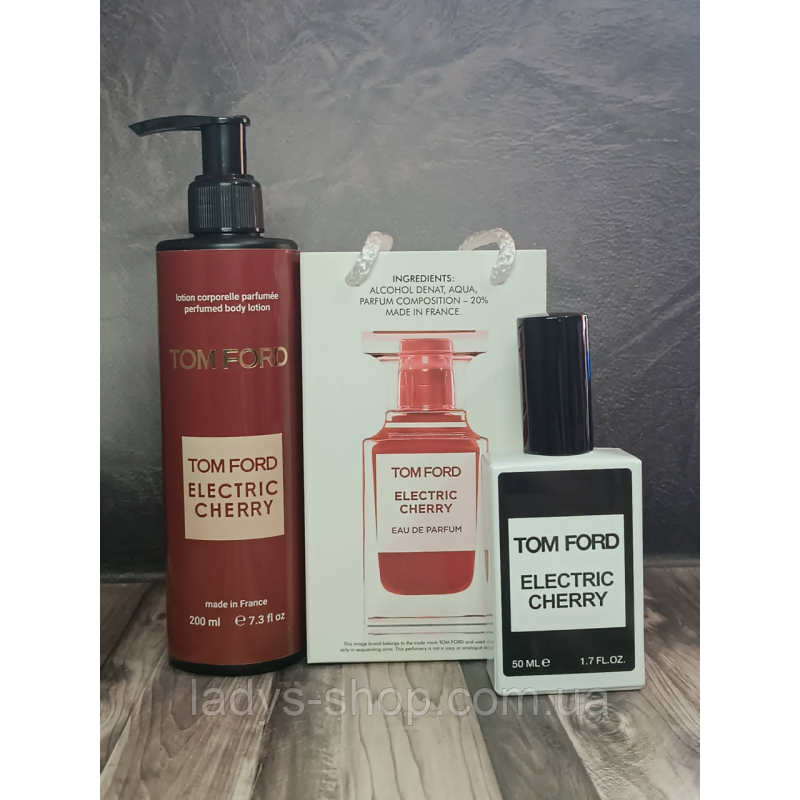 Подарунковий набір Tom Ford Electric Cherry (Том Форд Електрік Черрі) Подарунковий набір Tom Ford Electric Cherry (Том Форд Електрік Черрі)