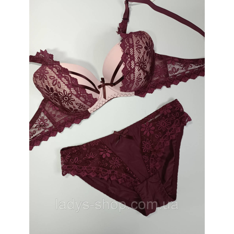 Комплект жіночої спідньої білизни 100B-XL Комплект жіночої спідньої білизни 100B-XL