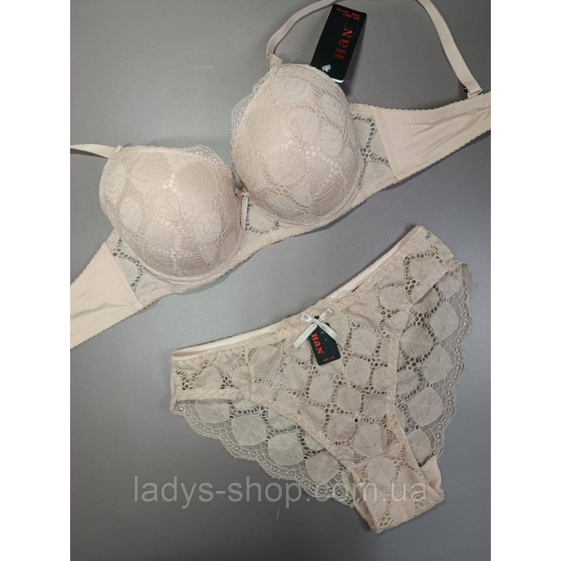 Комплект жіночої спідньої білизни на чашку С Комплект жіночої спідньої білизни на чашку С
