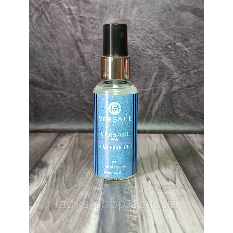 Парфуми чоловічі Versace Man Eau Fraiche (Версаче Мен Фреш) 68 мл. Парфуми чоловічі Versace Man Eau Fraiche (Версаче Мен Фреш) 68 мл.