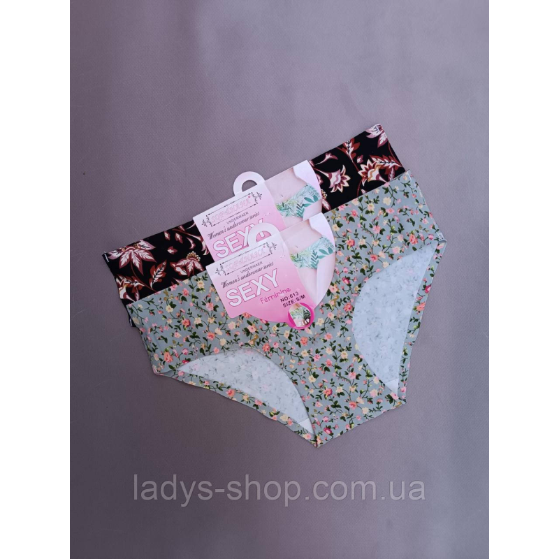 Набір жіночих безшовних трусиків на середній посадці. Набір 2 шт. Розмір 46 Набір жіночих безшовних трусиків на середній посадці. Набір 2 шт. Розмір 46