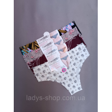 Набір жіночих безшовних трусиків на середній посадці. Набір 4 шт. Розмір 46-48