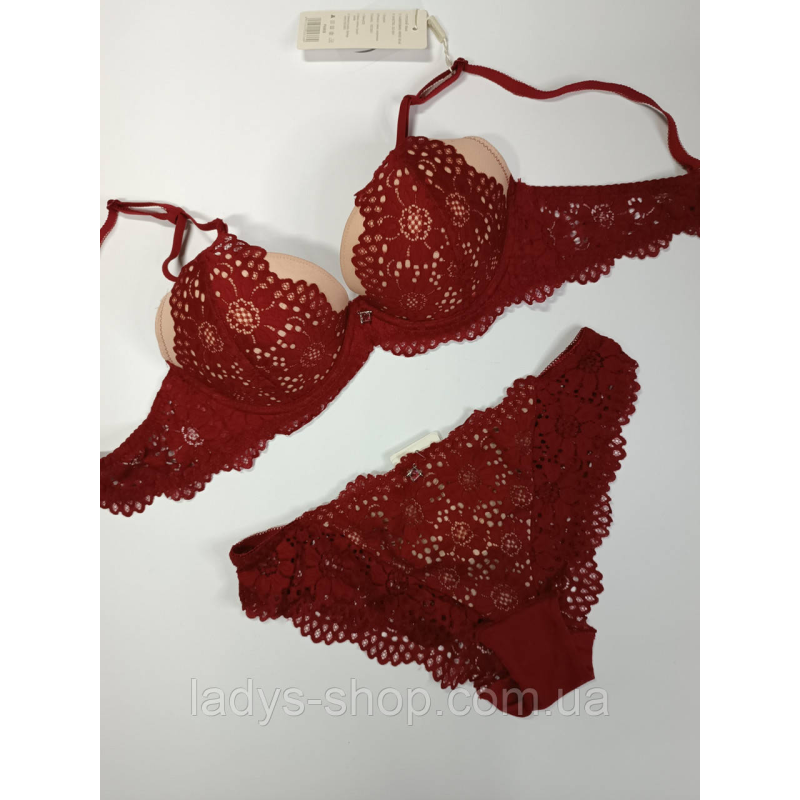 Комплект жіночої білизни на поролоні 80B-L